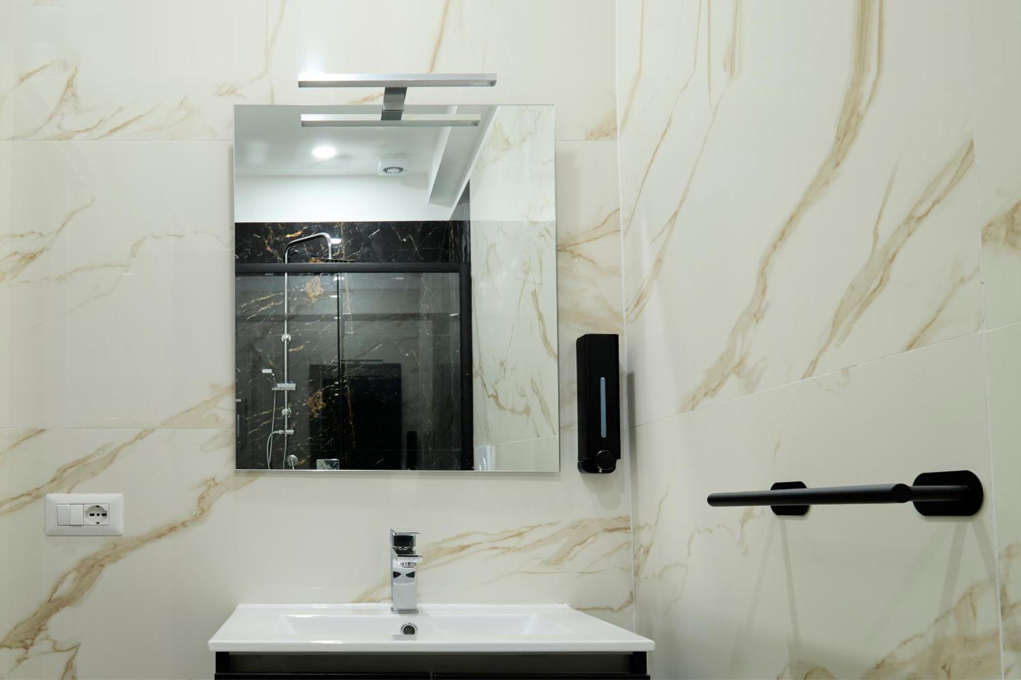 Napoli Central Lumina Suites Exterior foto